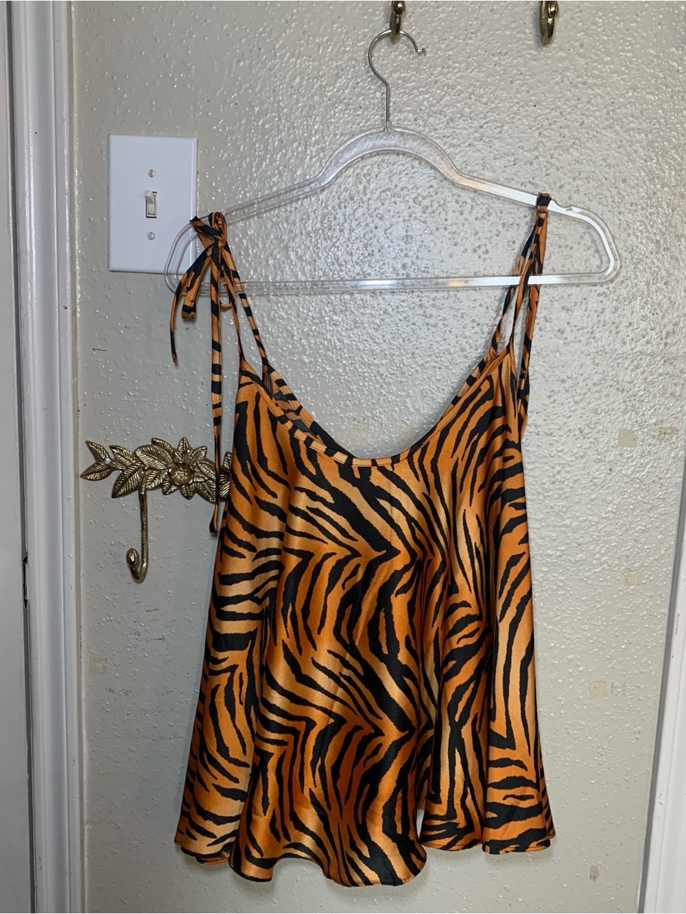 ASOS Tiger-Print Satin Cami in Orange and Black Women’s size US 8